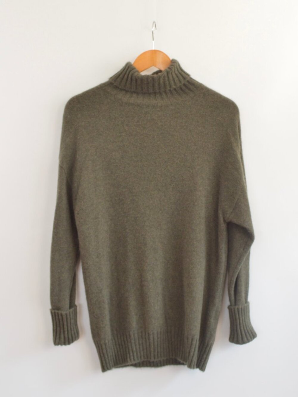 naadam luxe green cashmere turtleneck tunic size small like new